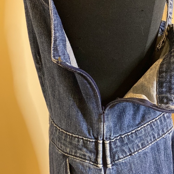 Universal Threads Denim Dress - Picture 5 of 7